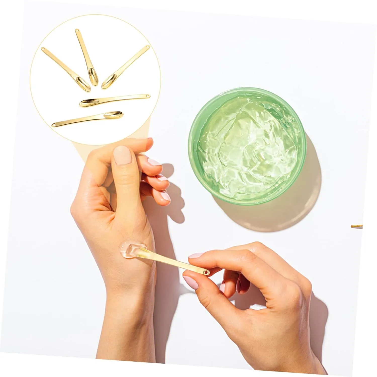 25pcs Mini Face Cream Spoons Multi-purpose Skincare Spatulas for Lotion Cream and Facial Masks Portable for Mixing and Application