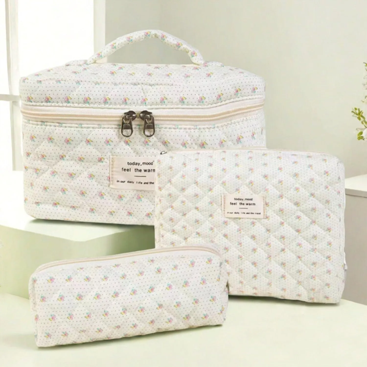 3Pcs Cotton Quilted Makeup Bag Set, Cute Floral Makeup Bags, Large Travel Coquette Make up Bag Cosmetic Bag Toiletry Organizer Bag for Women Girls (G)