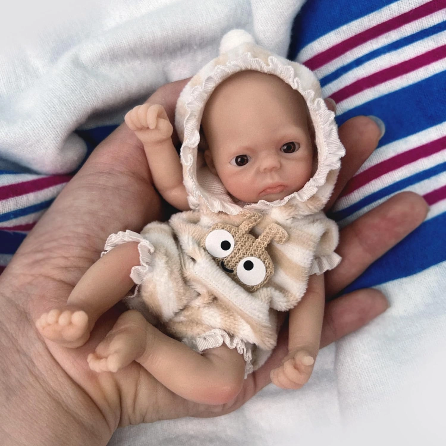 5.5 Inch Miniature Silicone Baby Full Body Reborn Baby Doll Eyes Open Realistic Newborn Doll Girl The Look Real Babies Anti Stress Soft Dolls