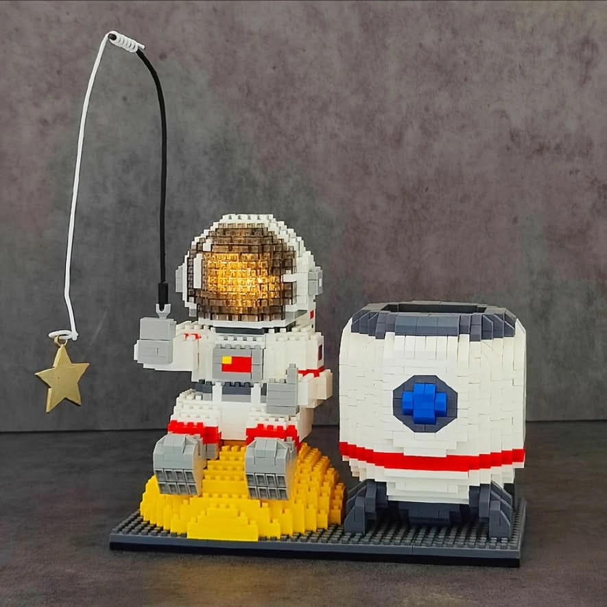 Astronaut Desk Organizer