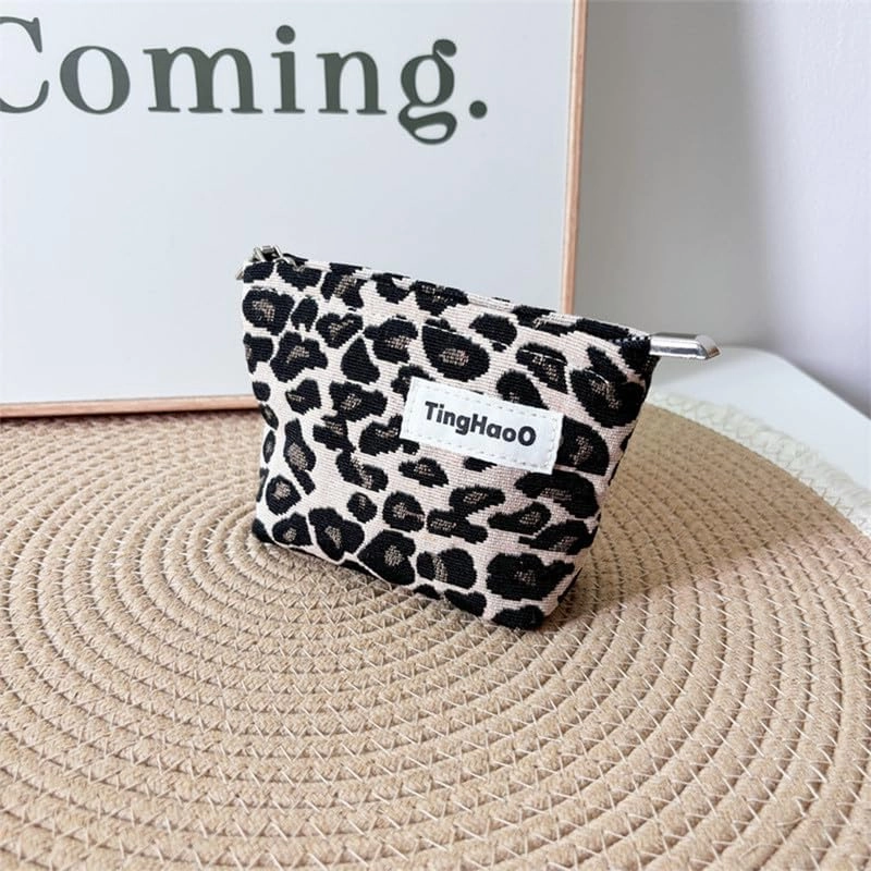 Cosmetic Bag for Women Ladies Makeup Bag Zippered Makeup Organizer Travel Toiletry Bags Makeup Bag (Small) Apricot