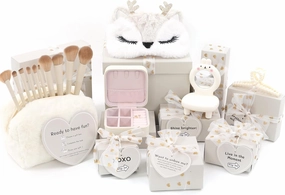 HAPPY LOLLI Gift Basket for Tween & Teen Girls – 8 Trendy Gifts with Tasks & Empowering Cards – Great for Birthdays.