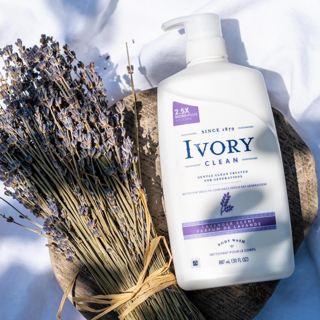Ivory Body Wash - Ivory Clean Body Wash Pump Original with body pump. Ivory soap pamper yourself with this moisturizing body wash pump with 35 Fl. Oz. each with shower loofah (Pack of 2). (Lavender)