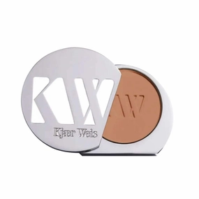 Kjaer Weis Face Powder. Setting Powder Makeup, Ultra Soft Pressed Powder to Control Oil, Set Makeup and Even Skin Tone. Certified Organic Finishing Powder. Cruelty Free Clean Makeup - Faint