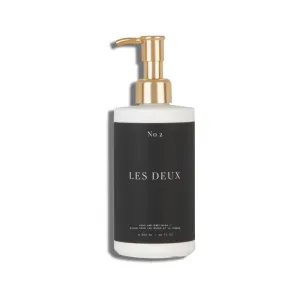 Les Deux Body Wash - Nourishing & Hydrating Natural Body Cleanser with Niacinamide, Probiotics, Rosehip & Marula Oils, No 2 - (Amber, Saffron, Sandalwood). Sulfate Free Body Wash
