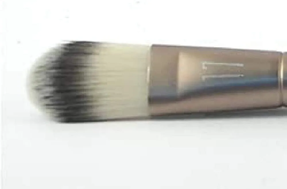 Novara Facial Makeup Brush - 1 Piece