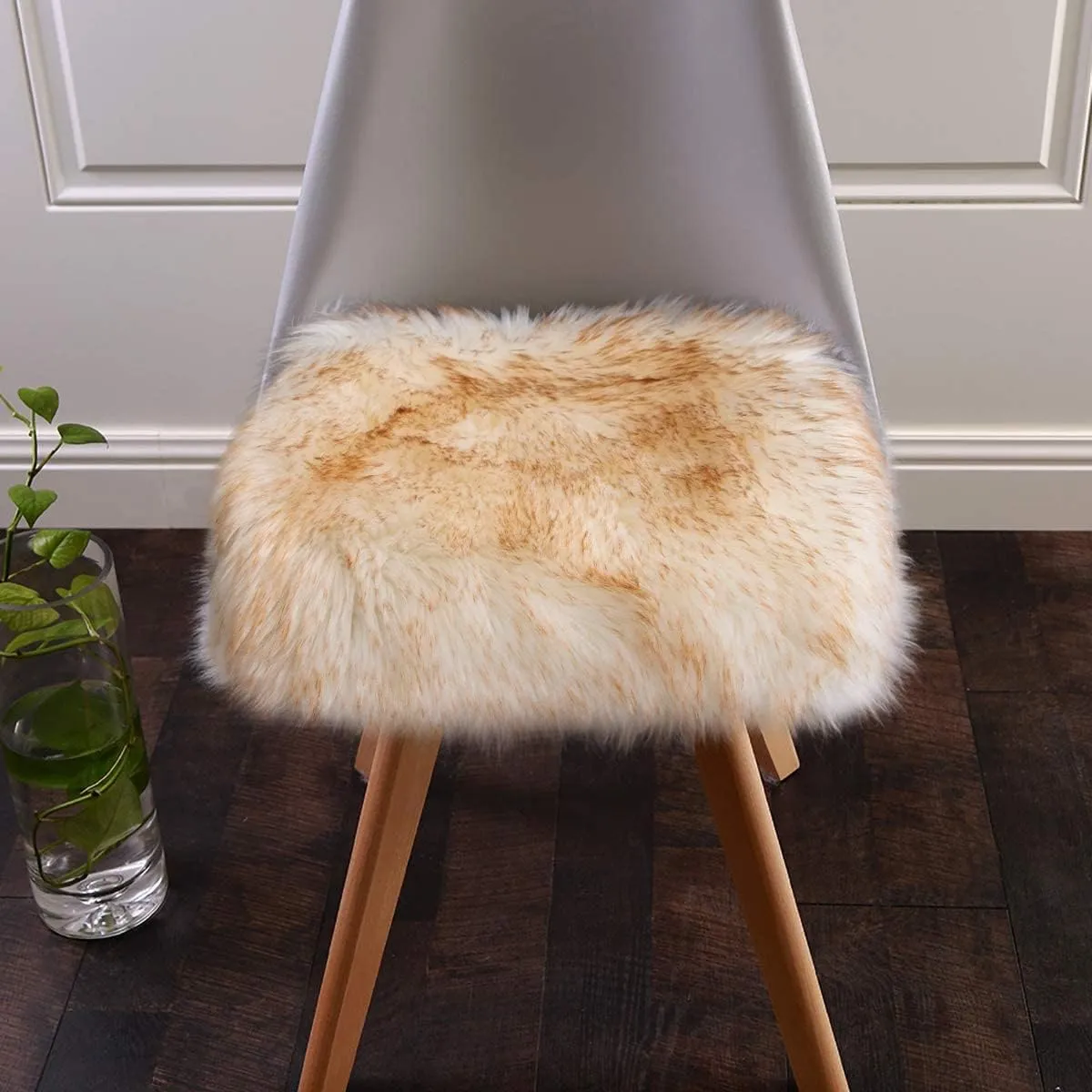 Softlife White Faux Fur Sheepskin Chair Cover 2 PCs Seat Cushion Pad Super Soft Area Rugs for Living Bedroom Sofa Dorm (1.6ft x 1.6ft, White with Brown Tips,)