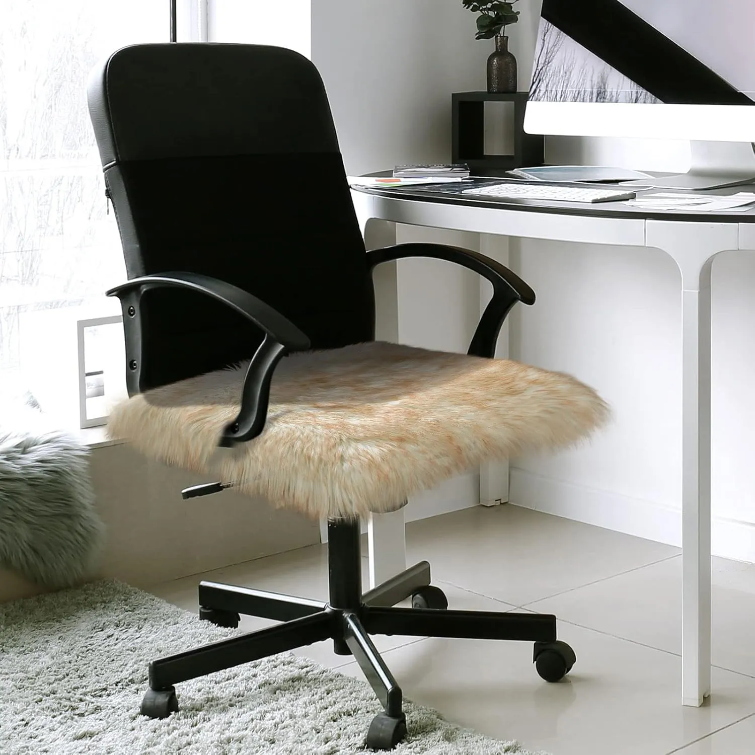 Softlife White Faux Fur Sheepskin Chair Cover 2 PCs Seat Cushion Pad Super Soft Area Rugs for Living Bedroom Sofa Dorm (1.6ft x 1.6ft, White with Brown Tips,)